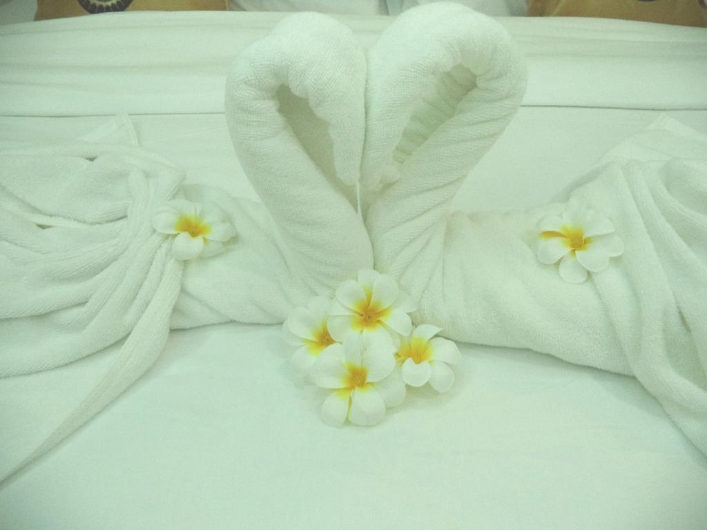 Le Touche Hotel バンコク都 エクステリア 写真